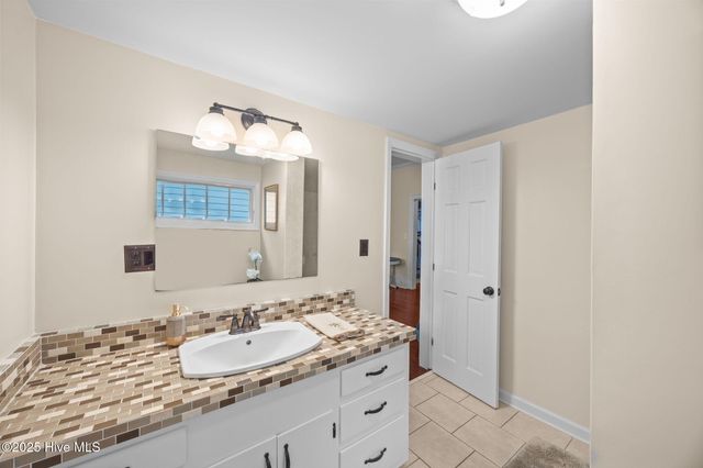 612 E Main Street, Washington, NC 27889