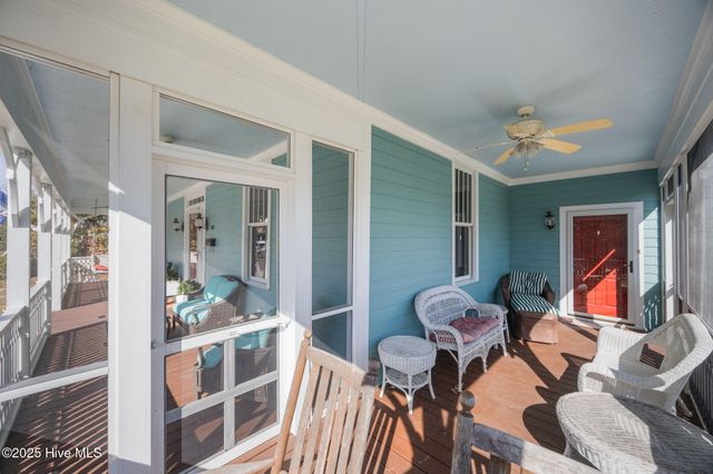 612 E Main Street, Washington, NC 27889