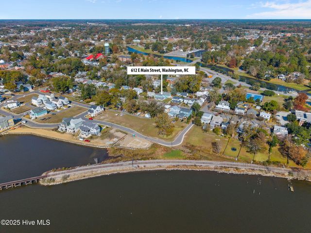 612 E Main Street, Washington, NC 27889