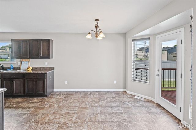 18 Del Ray Drive, Fairview Heights, IL 62208
