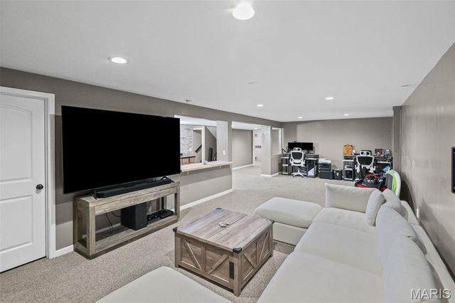 18 Del Ray Drive, Fairview Heights, IL 62208