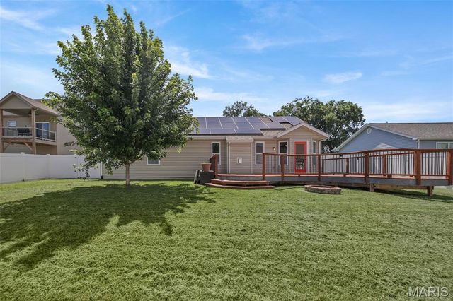 18 Del Ray Drive, Fairview Heights, IL 62208