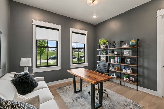 775 Century Circle, Waukee, IA 50263