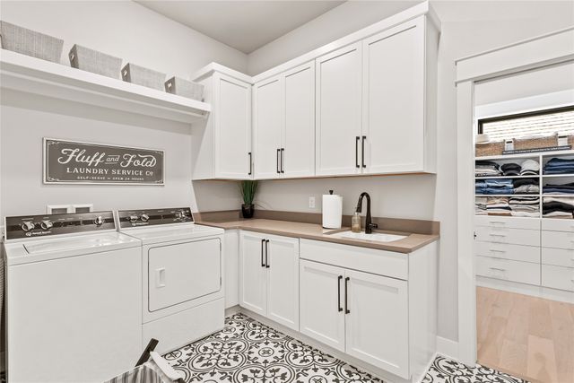 775 Century Circle, Waukee, IA 50263