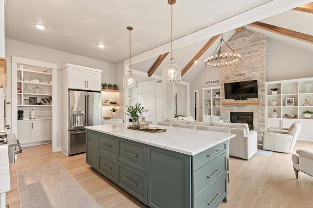 775 Century Circle, Waukee, IA 50263