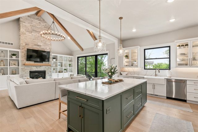 775 Century Circle, Waukee, IA 50263