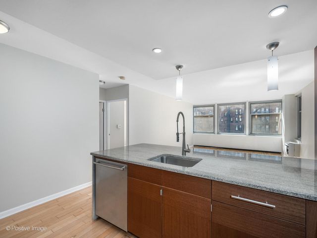 30 E ELM Street 14E, Chicago, IL 60611
