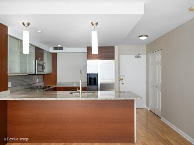 30 E ELM Street 14E, Chicago, IL 60611