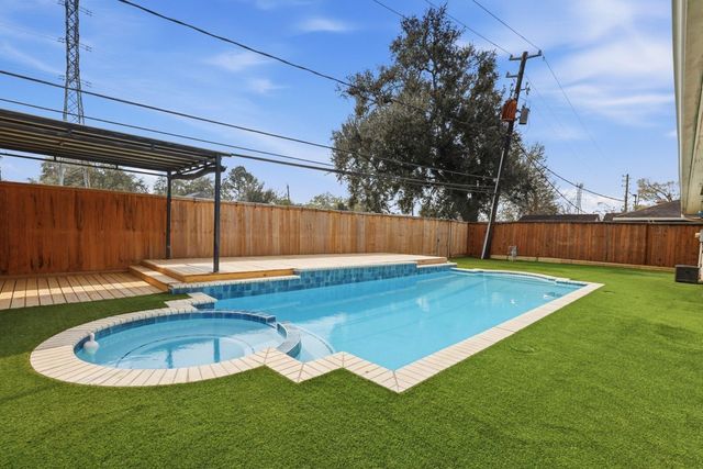 4847 Knickerbocker Street, Houston, TX 77035