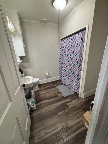 15 N Main Street, Three Rivers, MI 49093