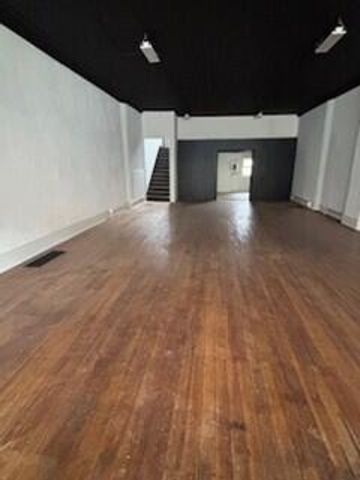 15 N Main Street, Three Rivers, MI 49093