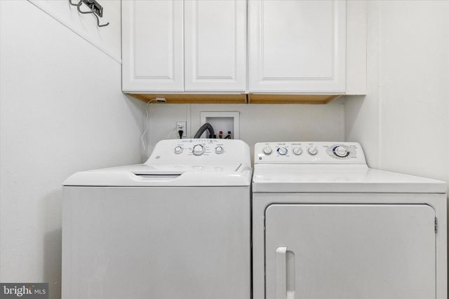 74 LONGWOOD PL, North Wales, PA 19454