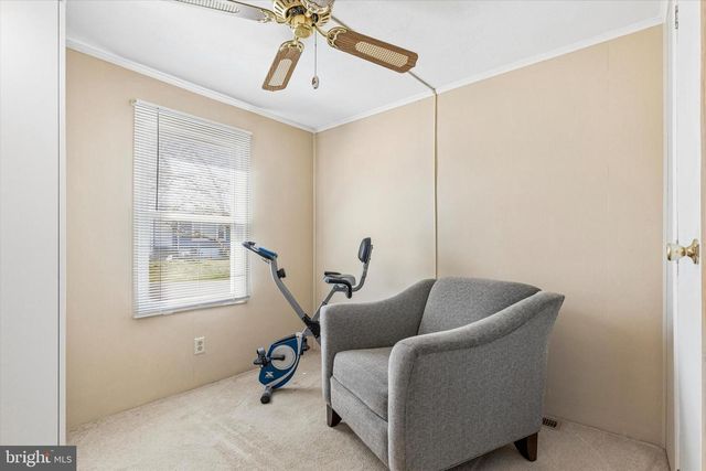 74 LONGWOOD PL, North Wales, PA 19454
