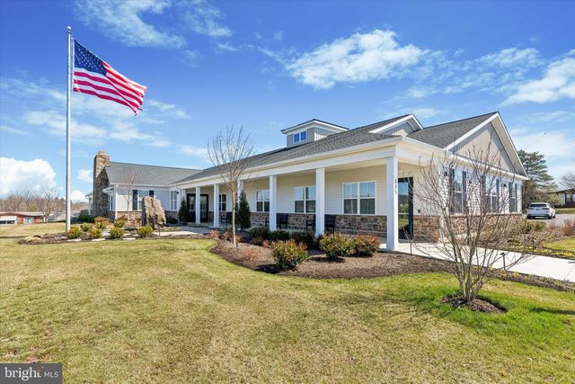 74 LONGWOOD PL, North Wales, PA 19454