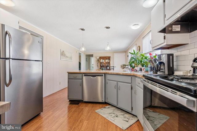 74 LONGWOOD PL, North Wales, PA 19454