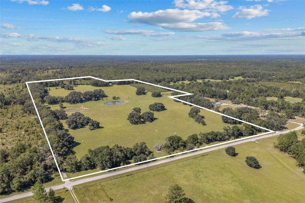 960 SW BETHLEHEM AVENUE, Fort White, FL 32038