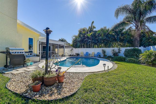 9078 134TH WAY, Seminole, FL 33776