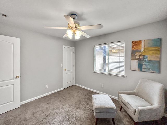 7583 N State Street, Fresno, CA 93722