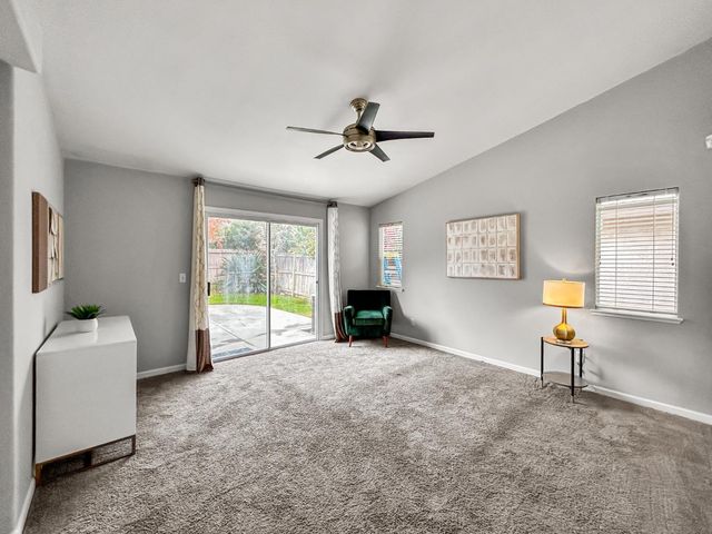 7583 N State Street, Fresno, CA 93722