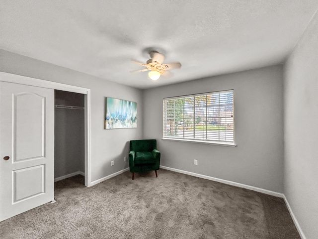 7583 N State Street, Fresno, CA 93722