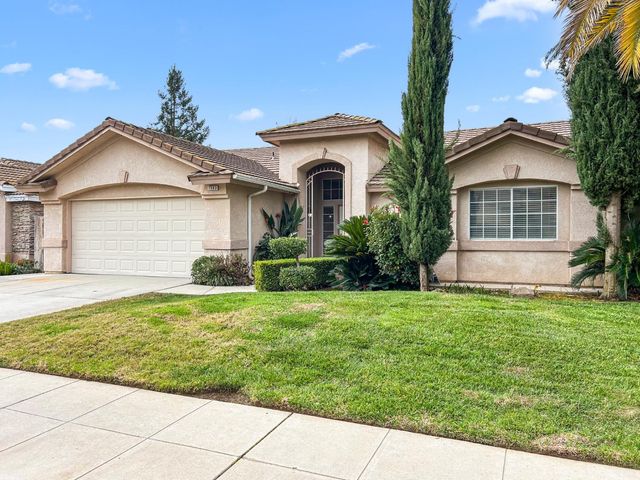 7583 N State Street, Fresno, CA 93722