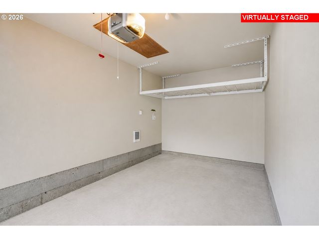 562 2ND St, Lake Oswego, OR 97034