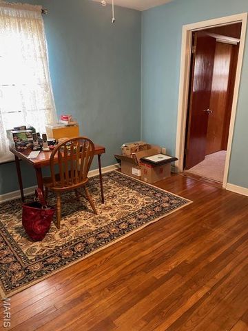 216 S Chestnut Street, Collinsville, IL 62234