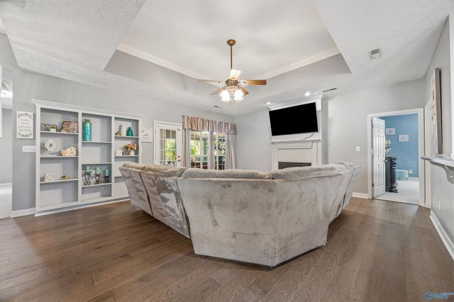 102 Silver Tail Lane SW, Huntsville, AL 35824