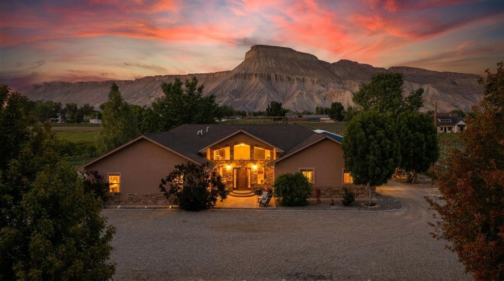 3468 F Road, Clifton, CO 81520
