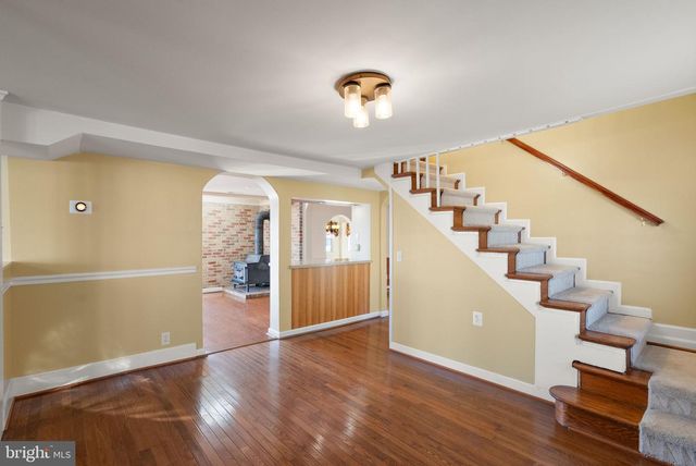 10733 PARKGATE DR, Nokesville, VA 20181