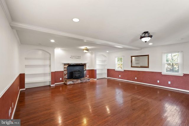 10733 PARKGATE DR, Nokesville, VA 20181