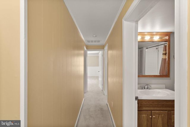 10733 PARKGATE DR, Nokesville, VA 20181