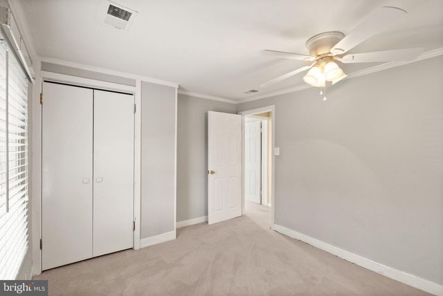 10733 PARKGATE DR, Nokesville, VA 20181