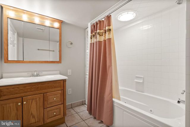 10733 PARKGATE DR, Nokesville, VA 20181