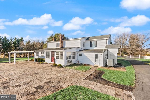 10733 PARKGATE DR, Nokesville, VA 20181