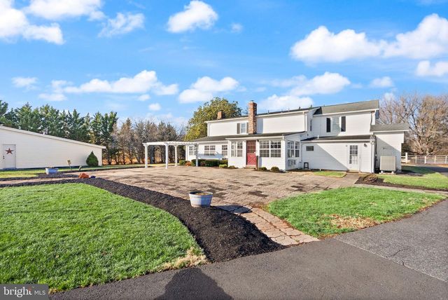 10733 PARKGATE DR, Nokesville, VA 20181