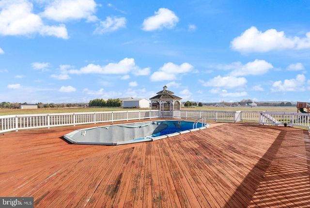 10733 PARKGATE DR, Nokesville, VA 20181