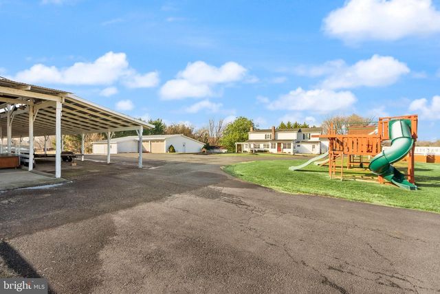 10733 PARKGATE DR, Nokesville, VA 20181