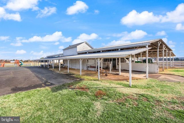 10733 PARKGATE DR, Nokesville, VA 20181