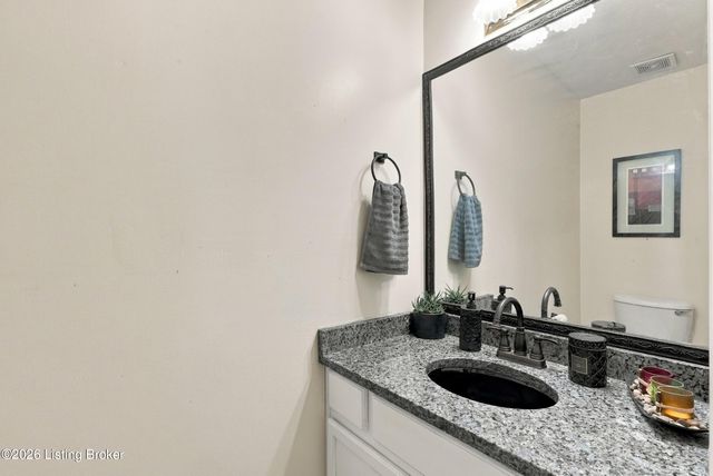 5003 Middlesex Dr, Louisville, KY 40245