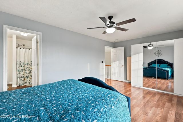 5003 Middlesex Dr, Louisville, KY 40245