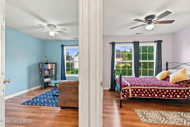 5003 Middlesex Dr, Louisville, KY 40245
