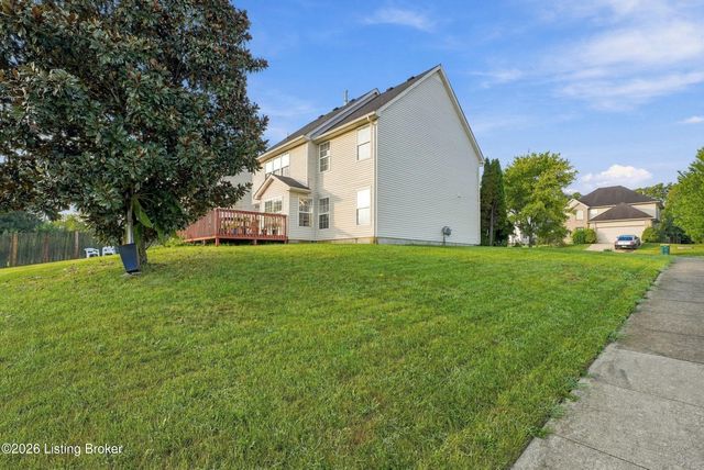 5003 Middlesex Dr, Louisville, KY 40245