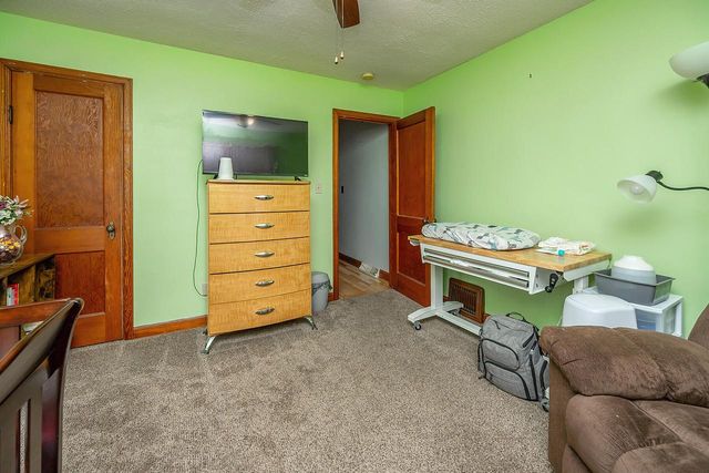 511 N Washington AVENUE, Waukesha, WI 53188