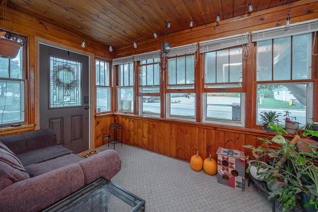 511 N Washington AVENUE, Waukesha, WI 53188