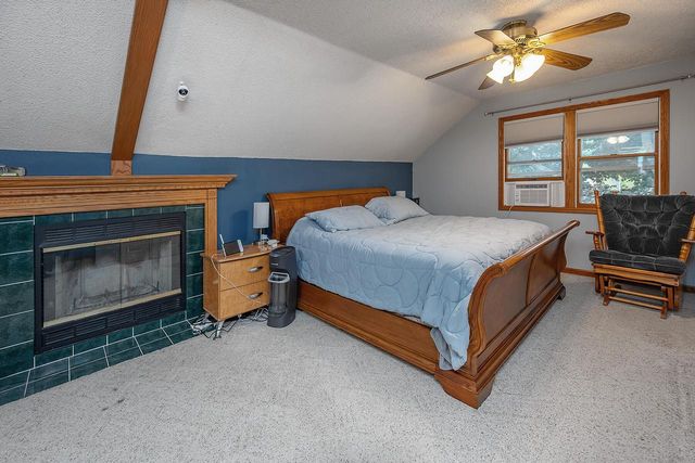 511 N Washington AVENUE, Waukesha, WI 53188