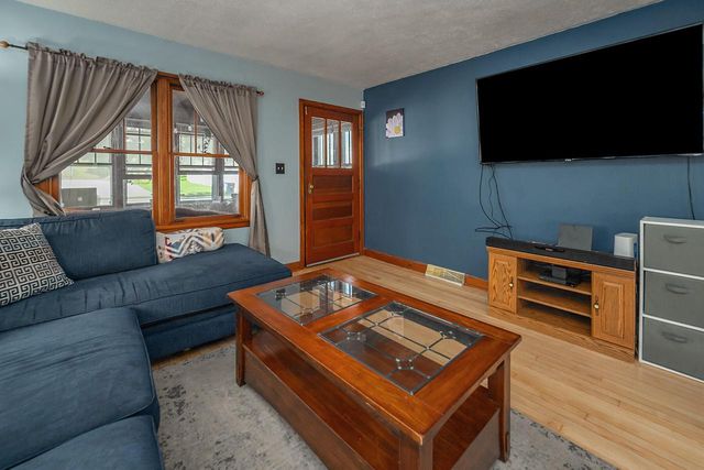 511 N Washington AVENUE, Waukesha, WI 53188