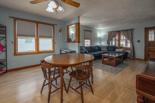 511 N Washington AVENUE, Waukesha, WI 53188