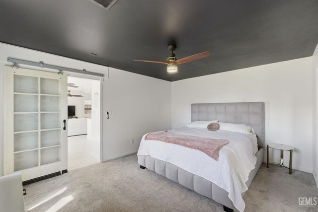 4301 Pacific Grove Court, Bakersfield, CA 93312