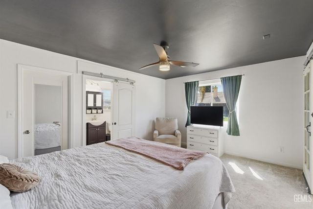 4301 Pacific Grove Court, Bakersfield, CA 93312